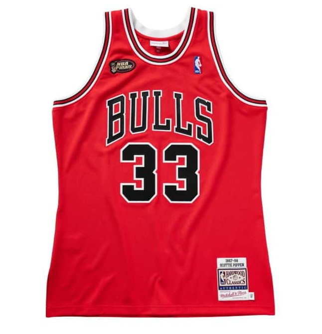 Men's Chicago Bulls #33 Scottie Pippen Red 1997-98 Finals Throwback Stitched Basketball Jersey